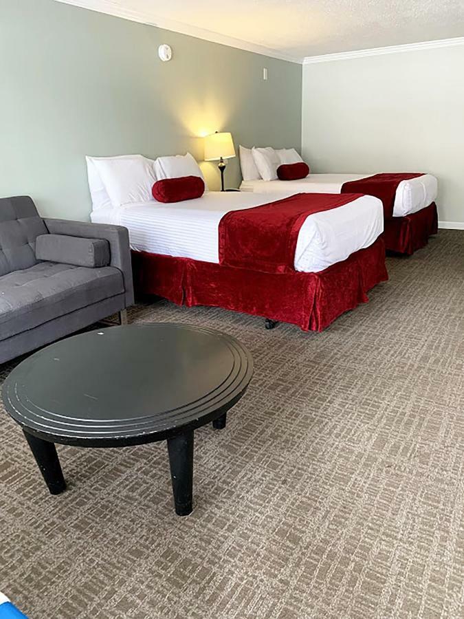 Town N Country Family Resort West Yarmouth Esterno foto