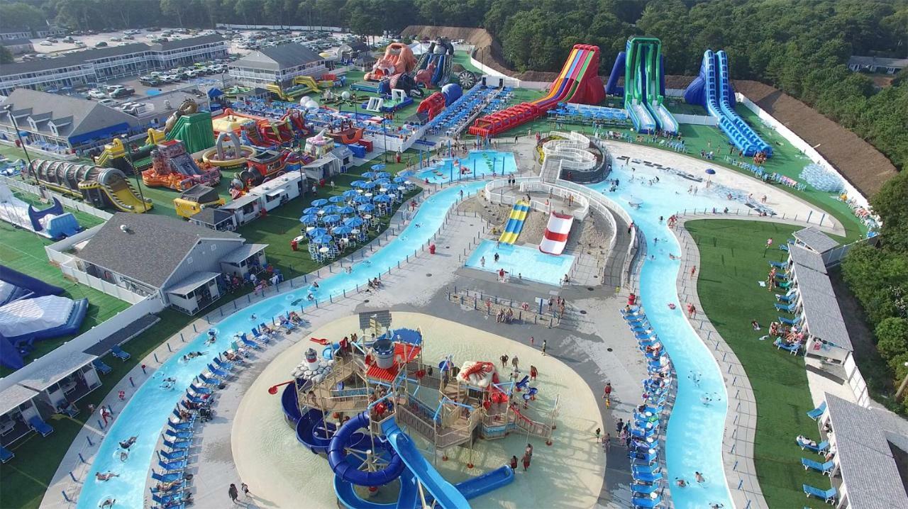 Town N Country Family Resort West Yarmouth Esterno foto