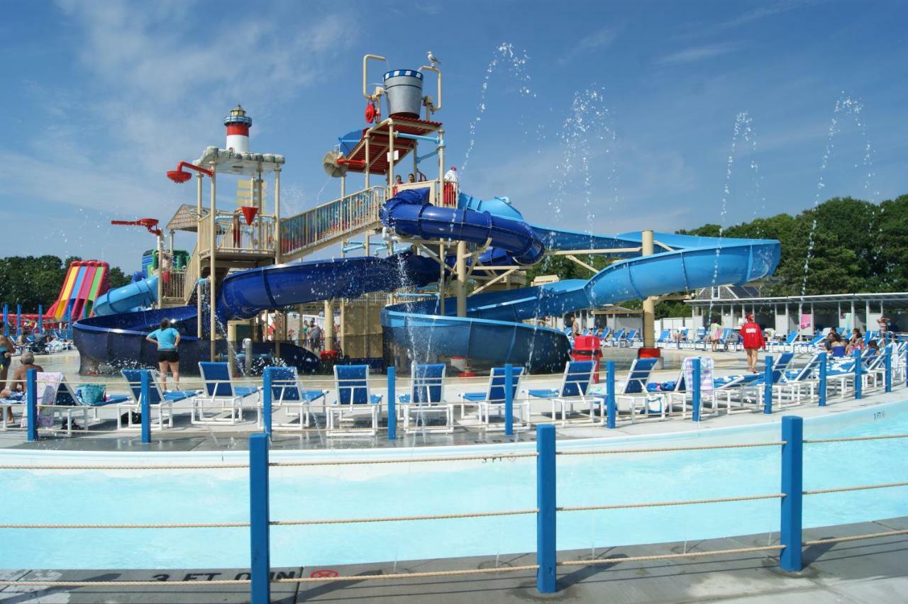 Town N Country Family Resort West Yarmouth Esterno foto