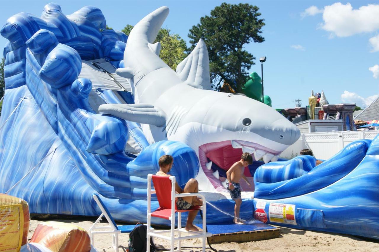 Town N Country Family Resort West Yarmouth Esterno foto