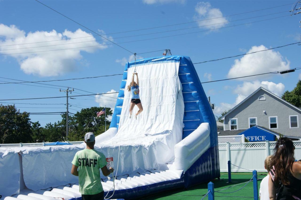 Town N Country Family Resort West Yarmouth Esterno foto